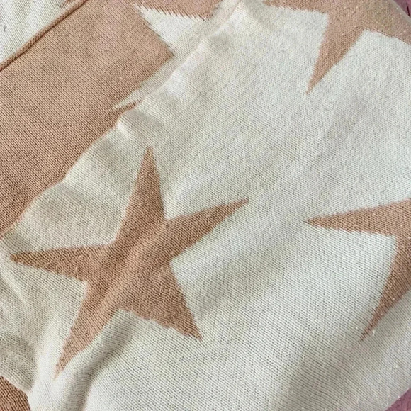 Darzzi pink and white stars blanket - Picture 3 of 8